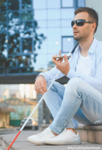 Key Account Managerin Eva Briese mit Betriebskontakterin Andrea Pinkernell am Messestand